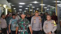 Forkopimda kota tangerang kunjungi malam misa natal