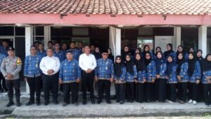 Wakasat Narkoba Polresta Tangerang Jadi Pembina Upacara di SMKN 1