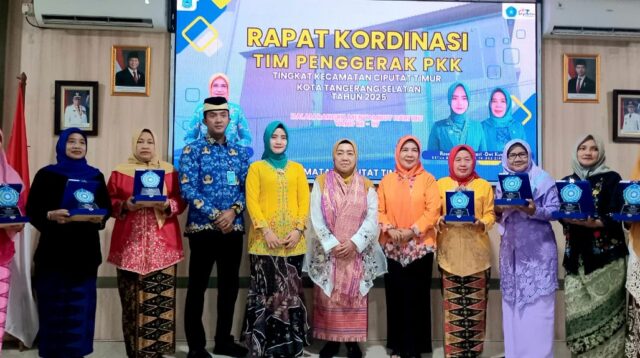 Sambut Hari Ibu ke-97