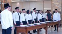 Menaker Lantik 976 ASN, Tekankan Semangat Belajar, Integritas, dan Kekompakan 3 Menaker