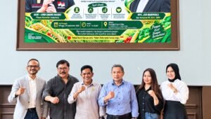 Diskusi Media