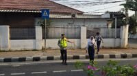Kapolres Metro Tangerang Kota Turun Langsung Atur Lalu Lintas Pagi, Pastikan Aktivitas Warga Lancar 2 Kapolres Metro Tangerang Kota